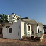Emilio Apartments