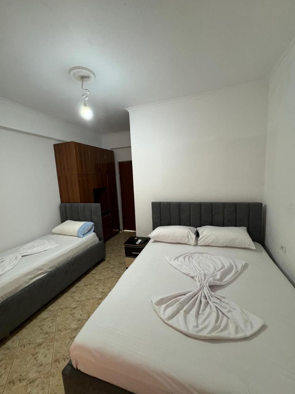Emilio Apartament