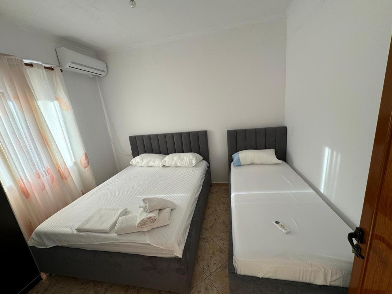 Emilio Apartament