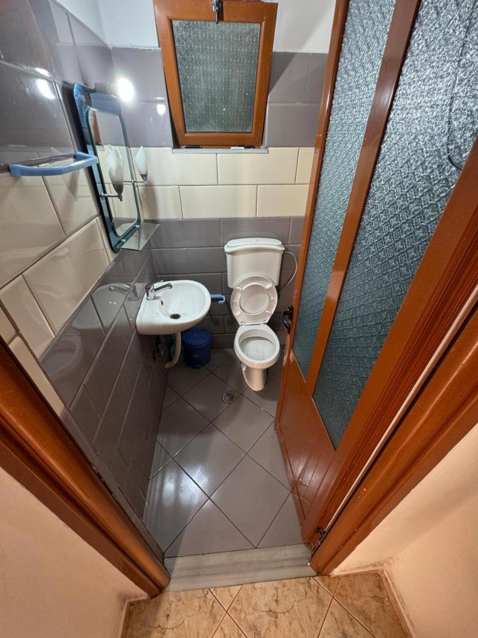 Emilio Apartament